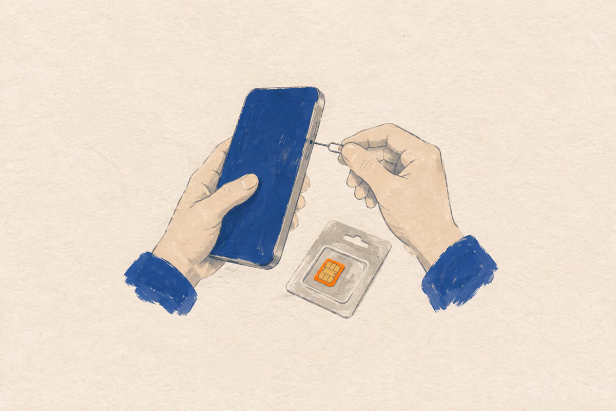 Illustration: Getting a Dutch SIM card as an expat: prepaid or SIM-only?